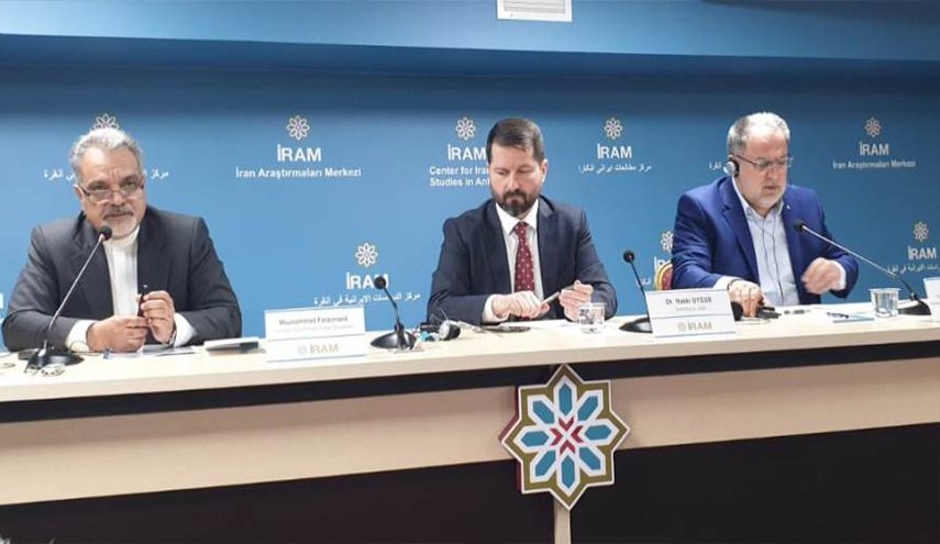 ايران تؤكد ضرورة تنمية العلاقات التجارية والتعاون الاقتصادي مع تركيا