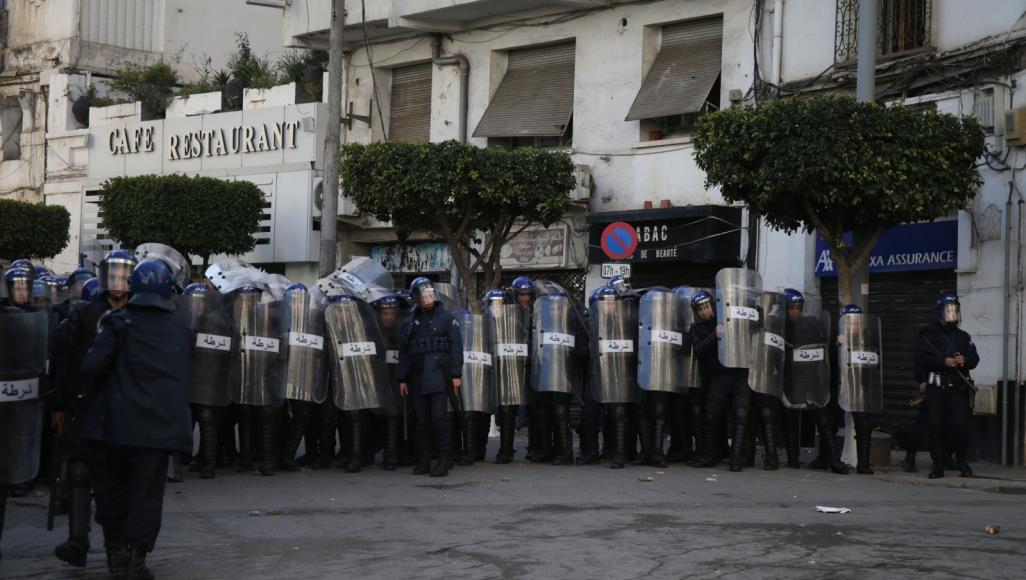 تعزيزات أمنية بالجزائر تحسبا لمظاهرات حاشدة