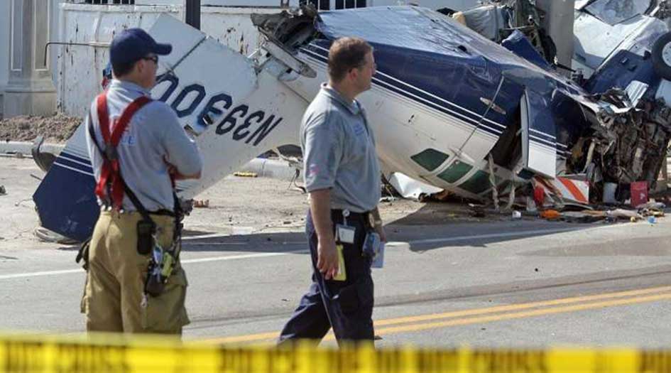 طائرة تصدم ناطحة سحاب في فلوريدا الأمريكية