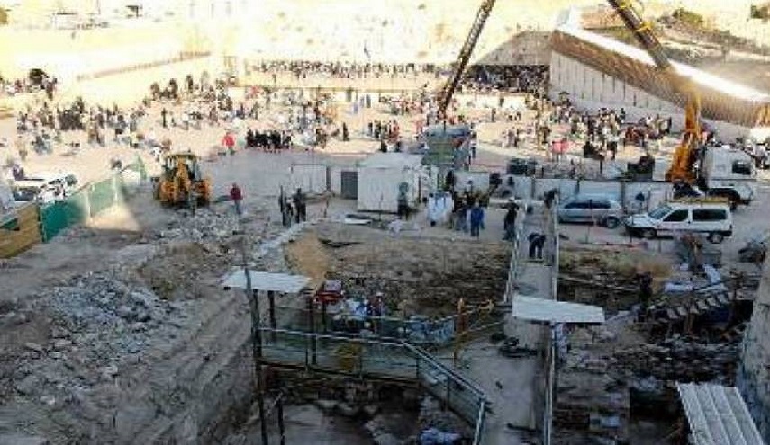 انهيارات أرضية قرب المسجد الأقصى بسبب حفريات الاحتلال الإسرائيلي