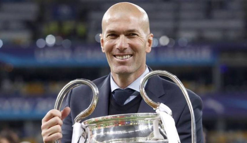 بعد 9 أشهر.. زيدان يعود رسميا لريال مدريد