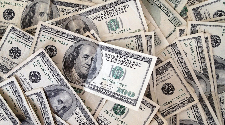 سعر الدولار اليوم في الأسواق العراقية