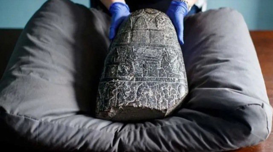 لندن تعيد قطعة أثرية إلى العراق... تلعن من يدمرها!