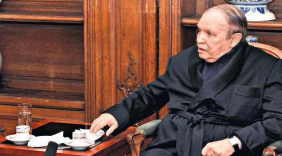 صحيفة جزائرية: إعلان تنحي بوتفليقة غدا الخميس