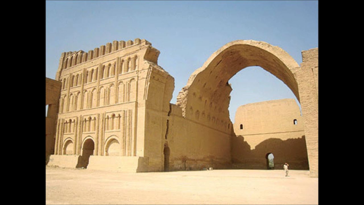 برلماني عراقي يحذر من انهيار 