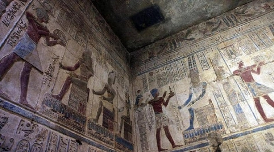 كشف أثري لـ"نبيل" فرعوني.. وسر في أحجار المقبرة