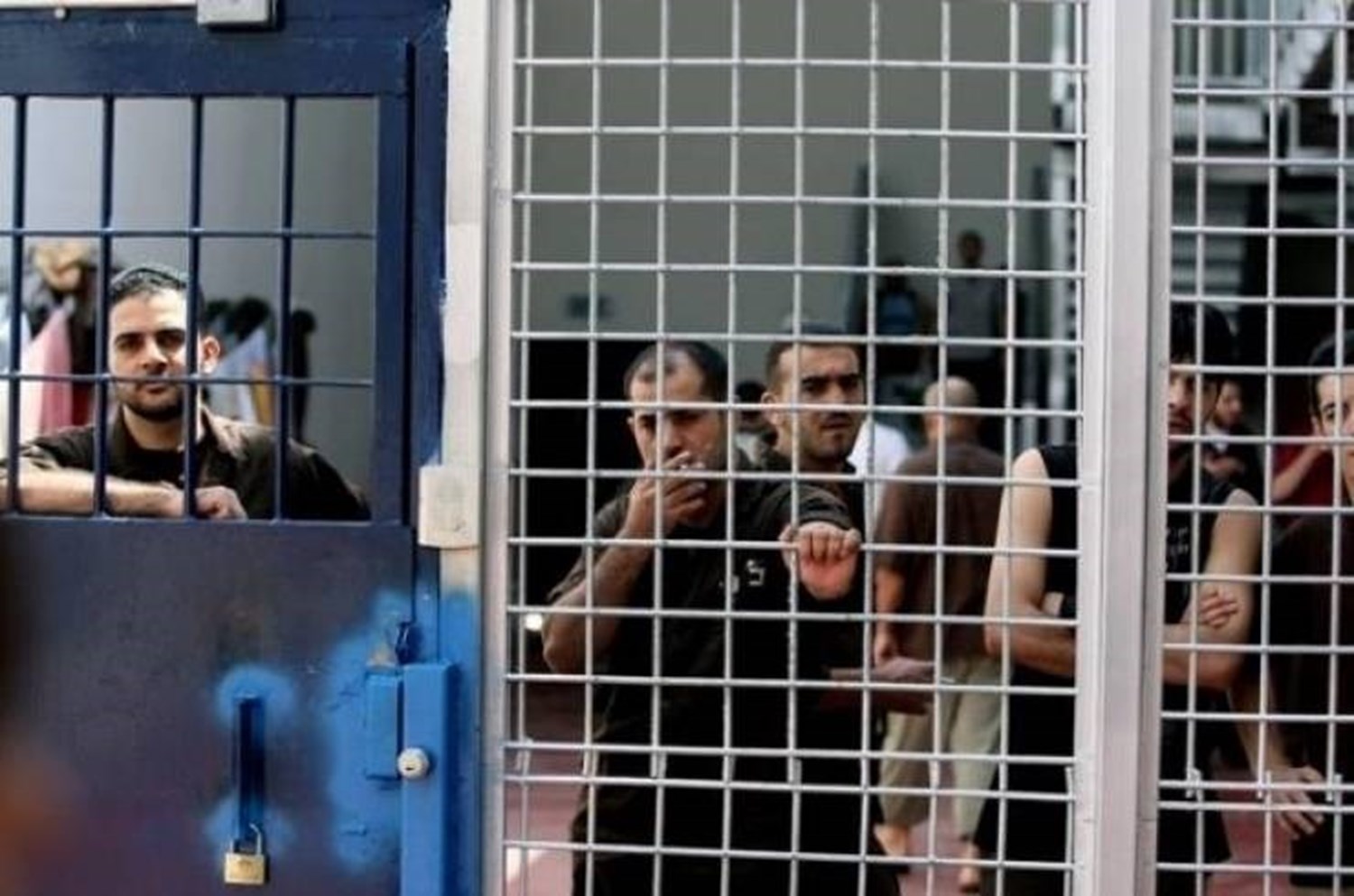 400 اسير فلسطيني يخوضون معركة الكرامة