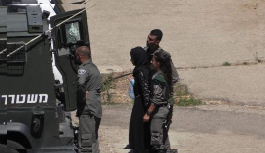 ​الاحتلال يعتقل فلسطينية بزعم محاولتها تنفيذ عملية طعن