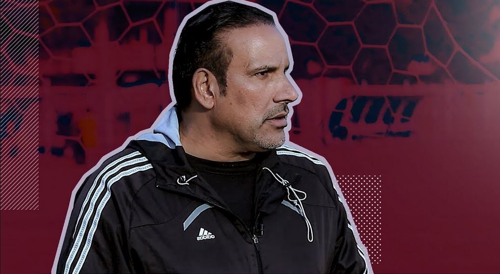 عماد هاشم ينتقد مدرب حراس مرمى المنتخب لسبب مهم