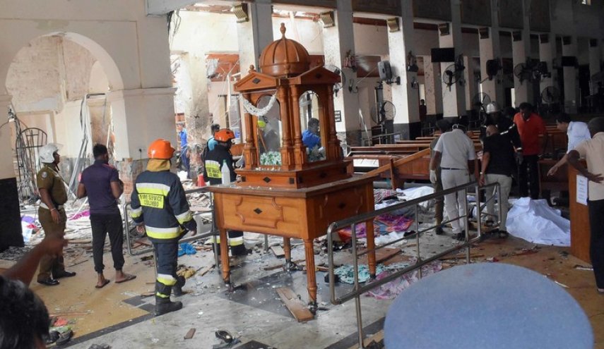 السلطات السريلانكية تفجر عبوة في كولومبو