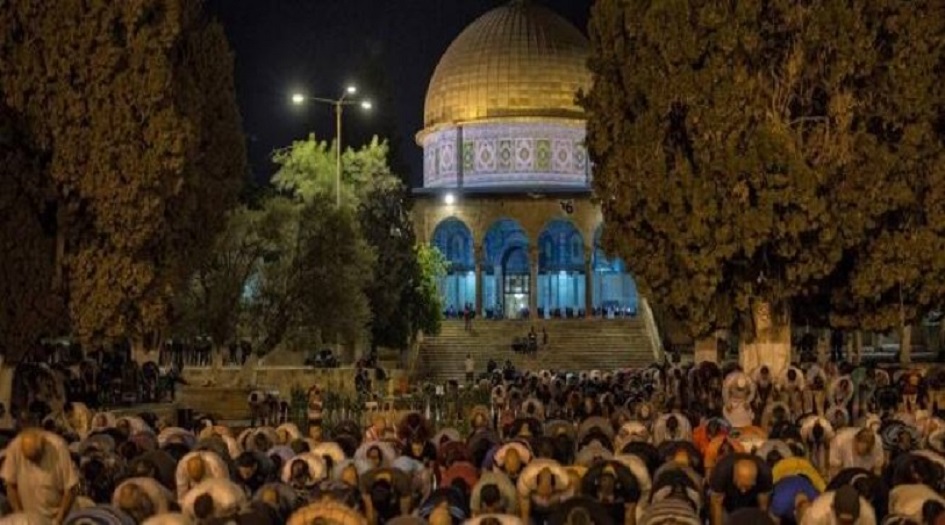 تلفزيون "فلسطيني" يبث أذان المغرب من الأقصى في شهر رمضان المبارك