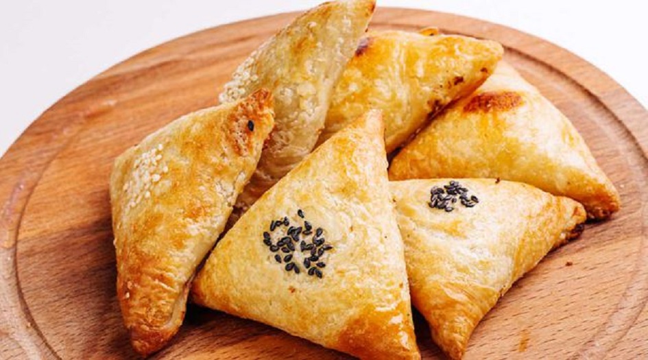 سمبوسة....اسهل طريقة لعمل عجينة السمبوسة في المنزل