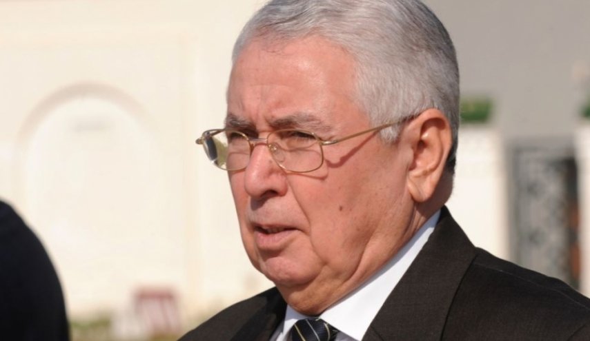 الرئيس الجزائري المؤقت يقيل النائب العام ويعين خلفا له