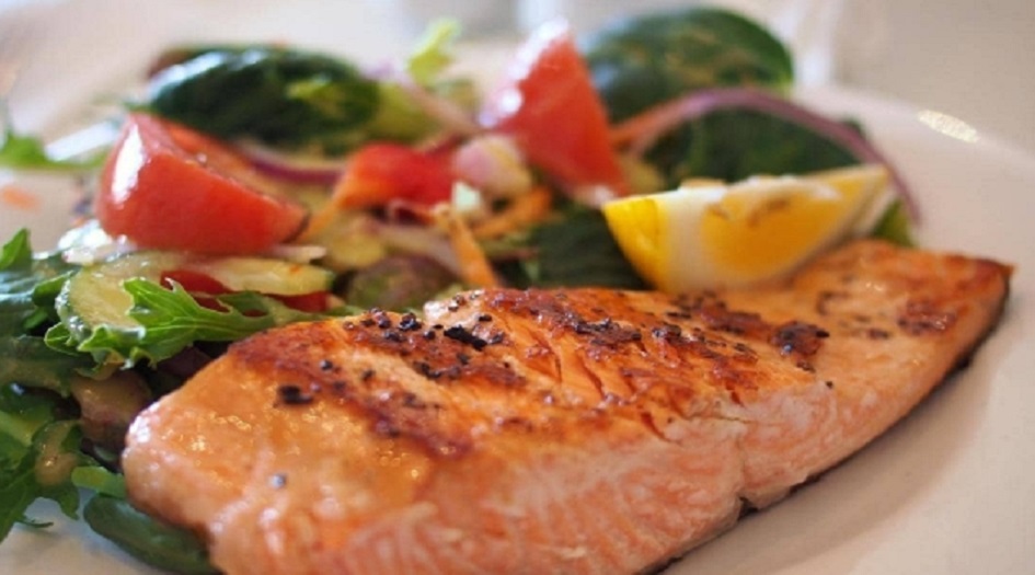 دراسة تربط بين الحميات السيئة والسرطان