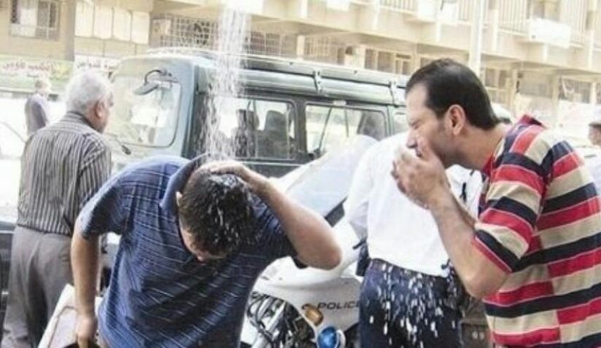 العراق تصل درجة حرارته الى نصف الغليان!