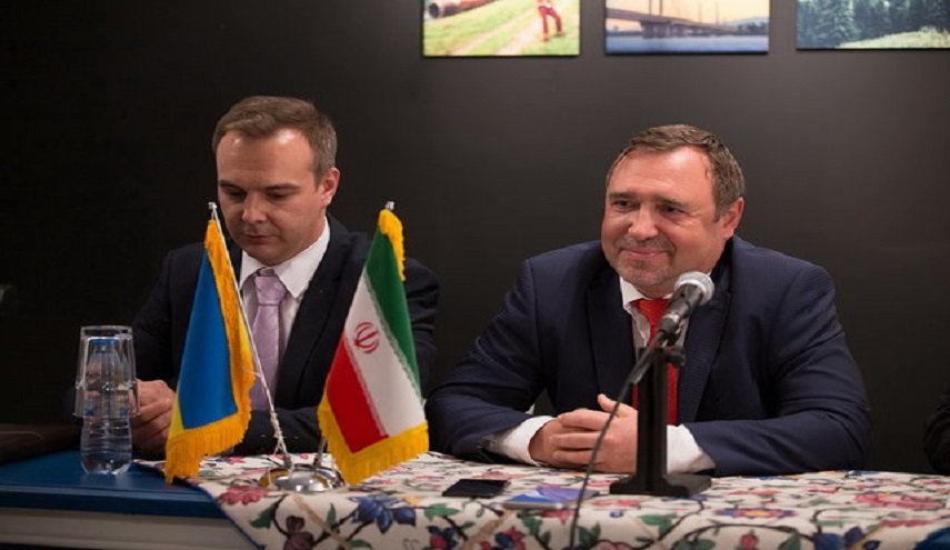 سفير اوكرانيا: تدشين خط طيران مباشر بين كييف ومشهد المقدسة