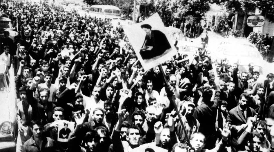 انتفاضة 15 خرداد/ 5 حزيران.. منطلق الثورة الإسلامية المظفرة