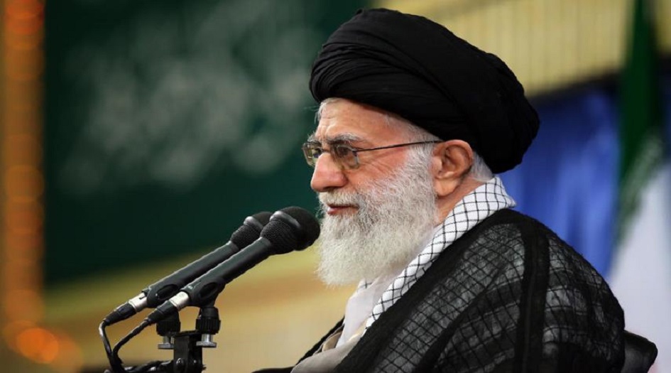 الامام الخامنئي: ألاعيب أميركا لا تنطلي على الجمهورية الاسلامية