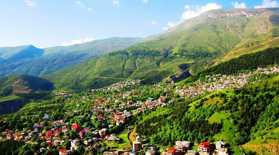 دخول اول قافلة  للسياح العراقيين الى ايلام غرب ايران