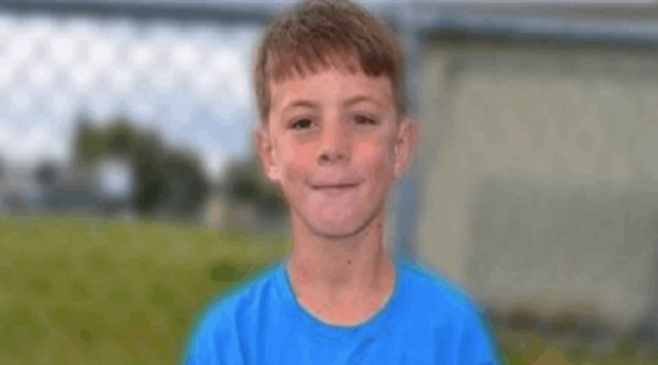 قصة ابن الـ 10 سنوات تدمي القلوب.. توفي بعد أسبوعين من ظهور بقعة على ساقه!