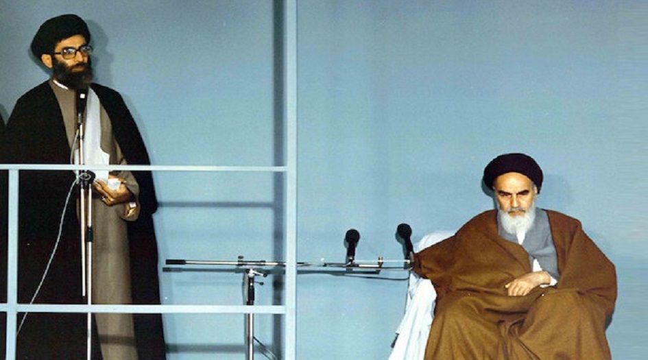 خمس عناصر من طريقة مقاومة الإمام الخميني يرويها الإمام الخامنئي