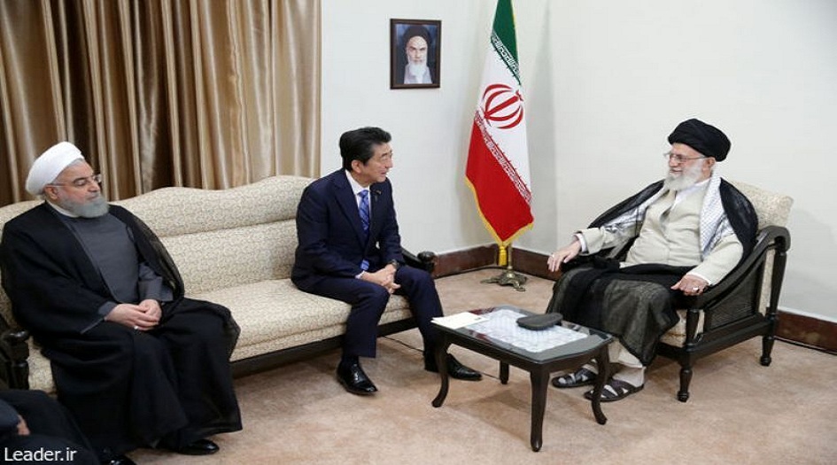 قائد الثورة الإسلامية: ترامب ليس أهلا لتبادل الرسائل، ولن نتفاوض مع امريكا