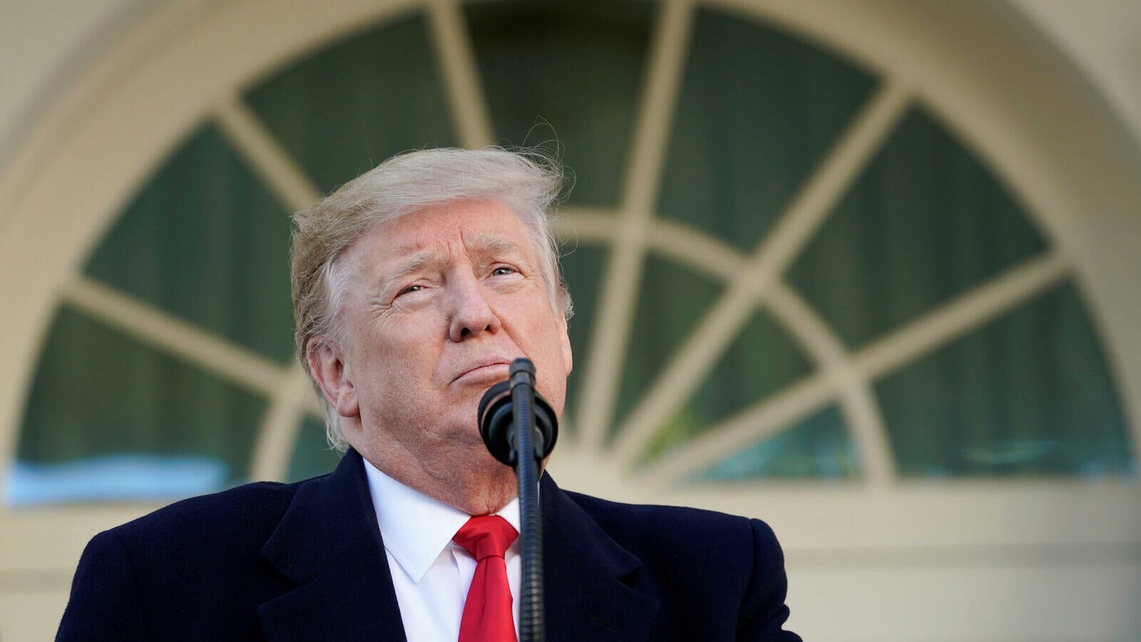 خطأ إملائي بتغريدة ترامب عن إيران يثير السخرية 