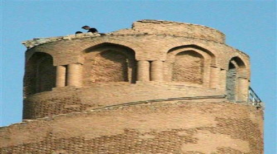 انتحار شاب من مئذنة الملوية في سامراء +الصور