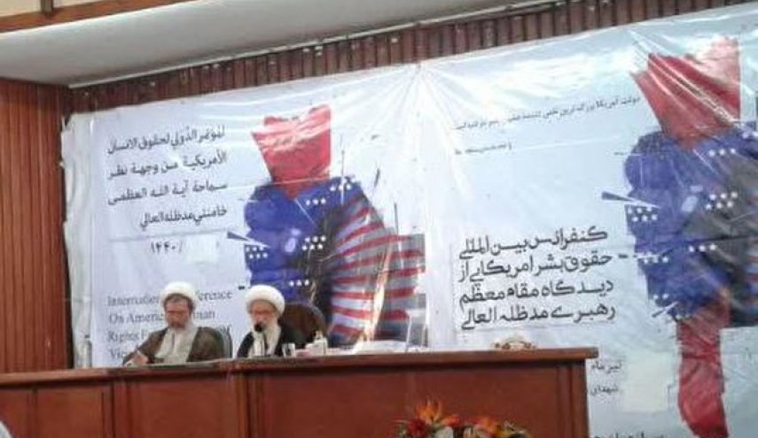 الشيخ عيسى قاسم يهاجم امريكا مدعية حقوق الانسان