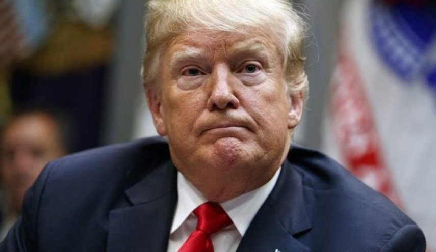 ترامب يدعو الأمريكيين للانضمام الى الجيش