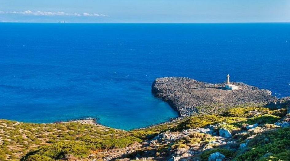 كن من سكان هذه الجزيرة لتحصل على 450 يورو شهرياً وقطعة أرض!