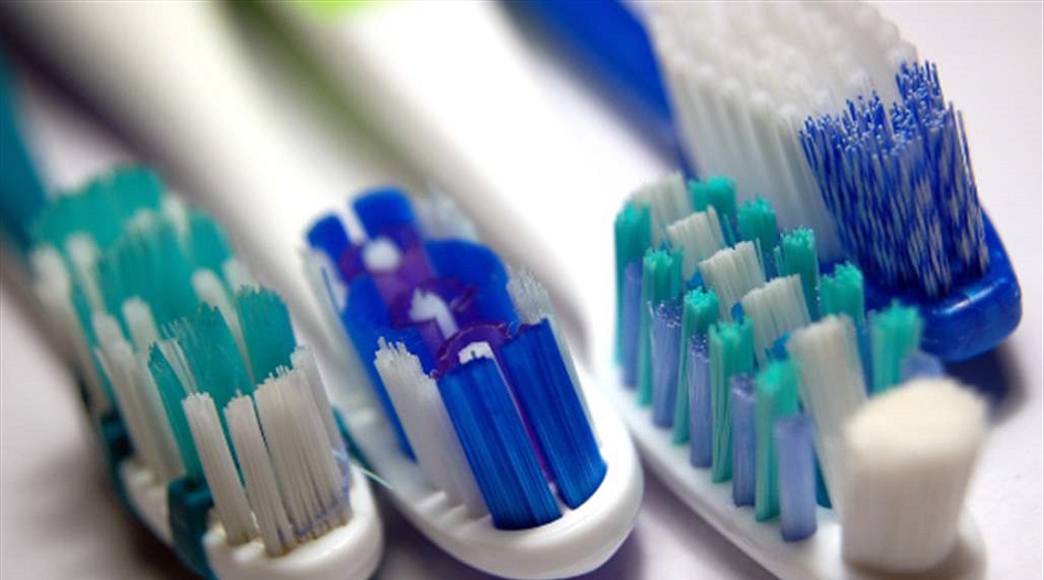 كم مرة يجب تجديد فرشاة الأسنان خلال السنة؟