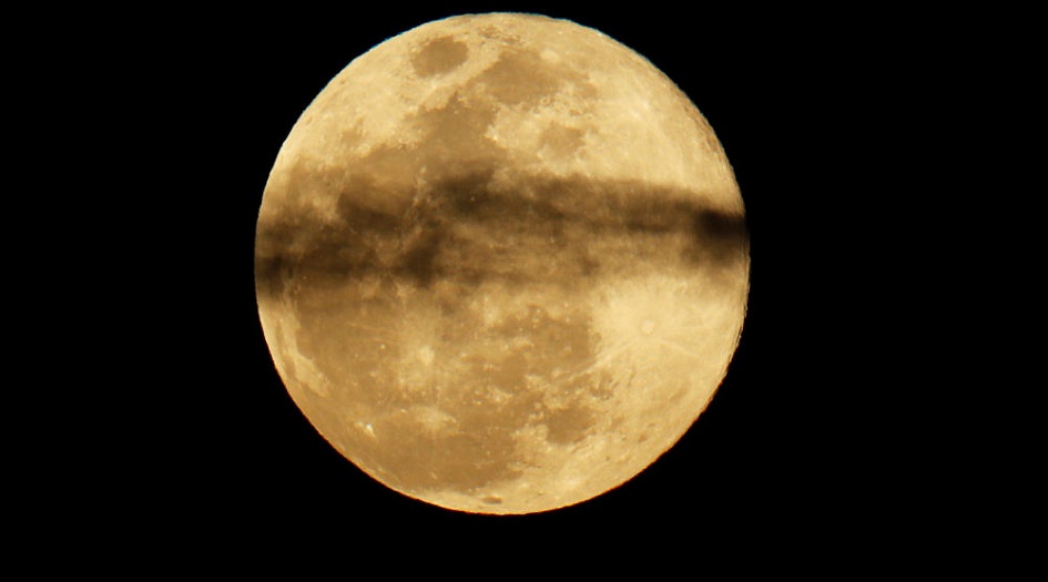 العالم العربي يشهد ظاهرة فلكية مثيرة اليوم .. اليكم التفاصيل؟!