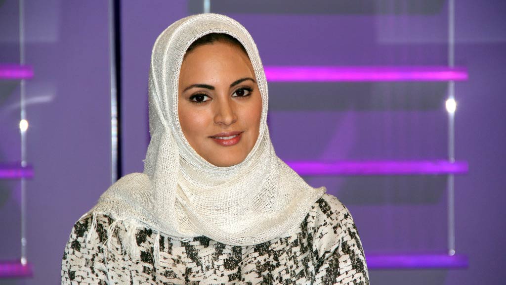 موقف نبيل من اعلامية سعودية بحق من شتمها