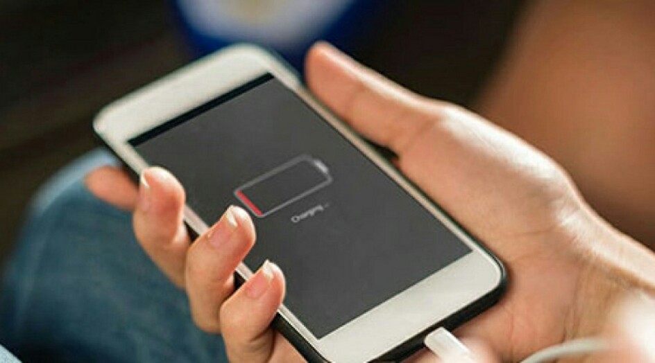 خطوات بسيطة تحفظ شحن الهاتف وتطيل عمر البطارية