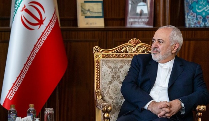 ظريف يرد على ادراج اسمه ضمن لائحة الحظر الأمريكي