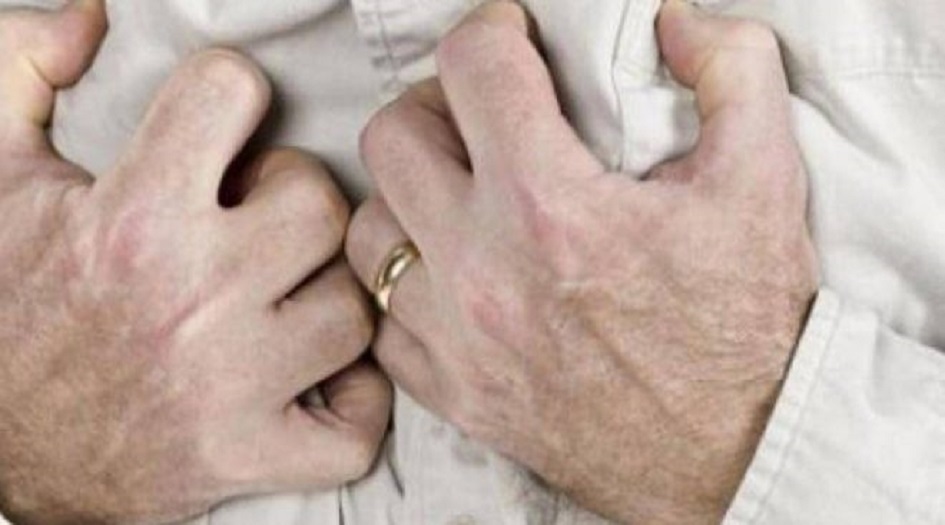 3 علامات تشير للإصابة بنوبة قلبية وطرق بسيطة لإنقاذ نفسك