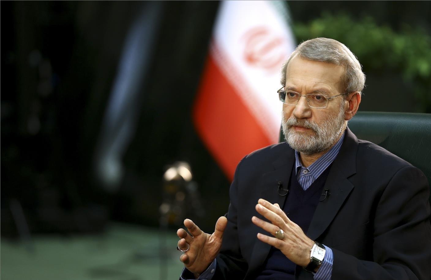 لاريجاني: ايران اجبرت بريطانيا على التخلي عن القرصنة البحرية 