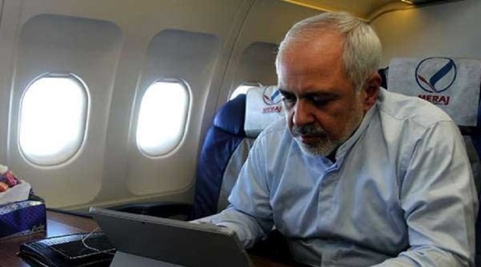 في تغريدة باللغة اليابانية... ظريف يصف محادثاته مع المسؤولين اليابانيين بالبناءة + صورة