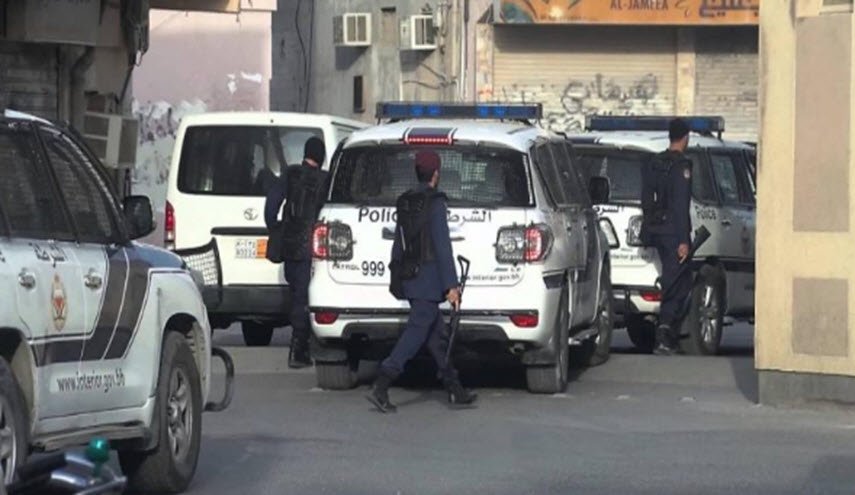 خلال 24 ساعة.. اعتقال 5 بحرينيين بعد مداهمة منازلهم