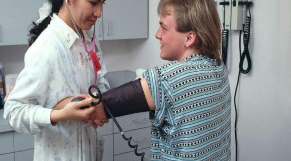 عصير “منزلي” يمكنه تخفيض ضغط الدم المرتفع