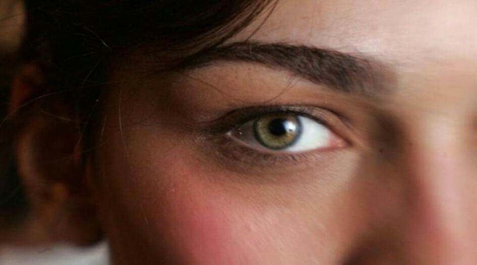 "العين".. علامة مبكرة تكشف الزهايمر