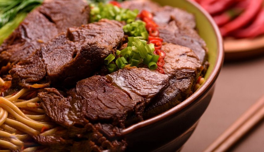 أطعمة تؤثر على النوم لاتتناولها ليلا