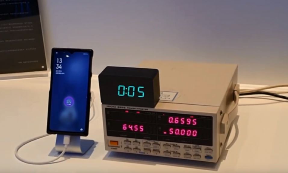 شاهد التقنية الجديدة لشحن الهاتف في نصف ساعة فقط