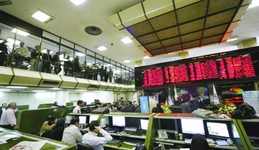 مستوى غير مسبوق .. مؤشر بورصة طهران يقفز 9 الاف نقطة