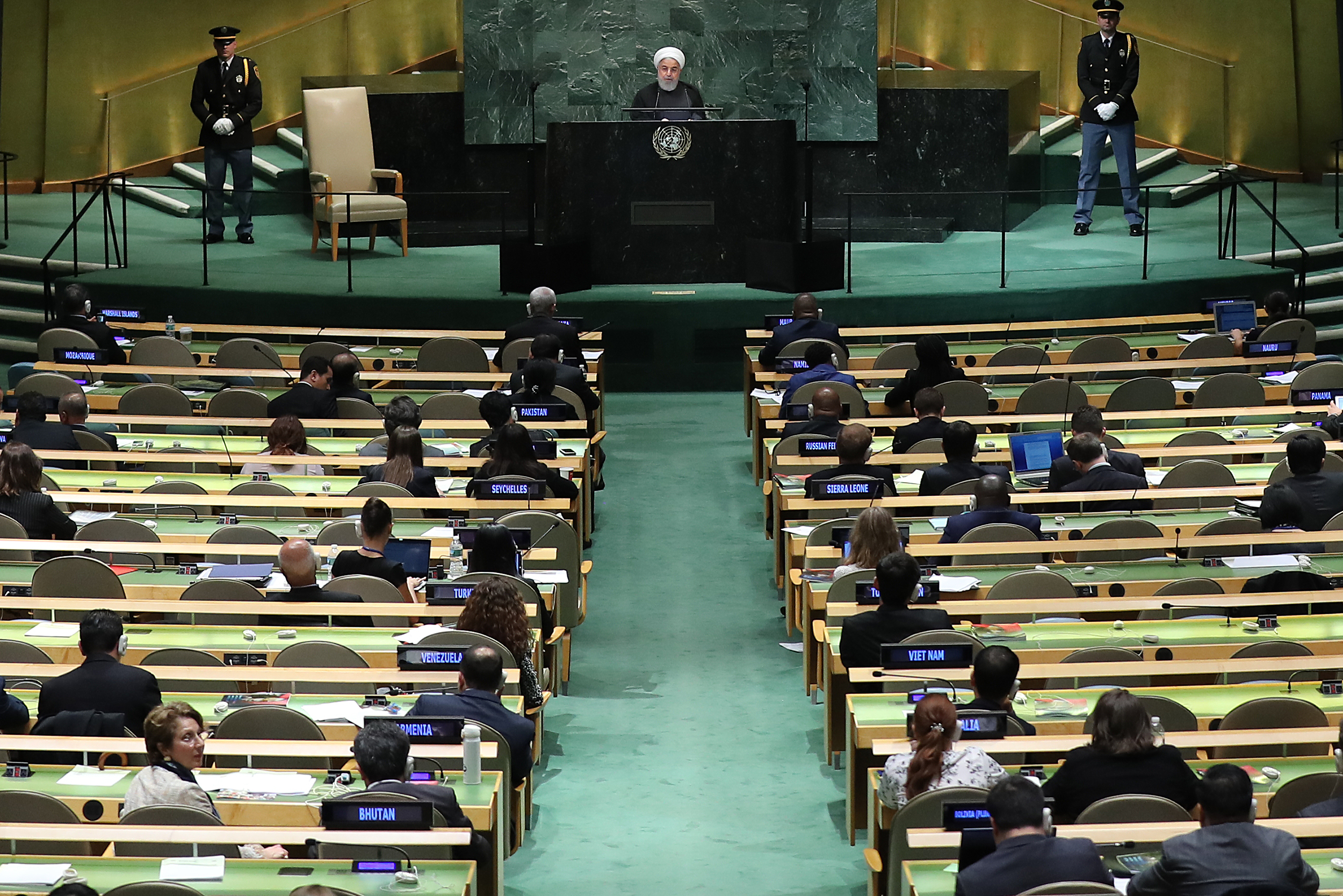 ائتلاف امید ؛ زبان صلح ایران در اوج اقتدار   