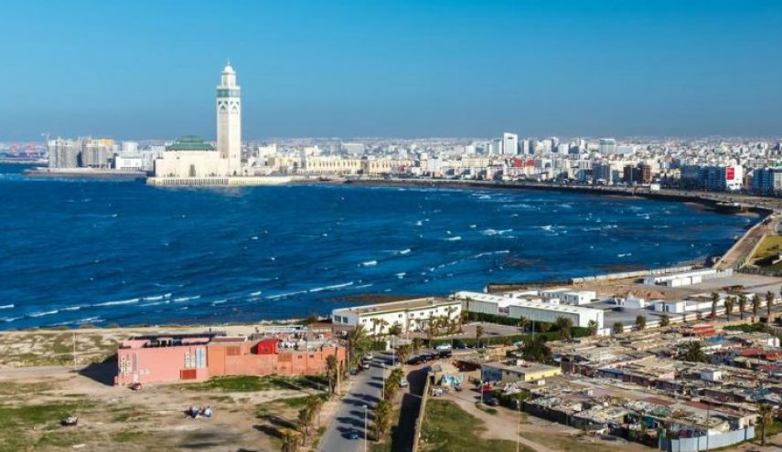 الديوان الملكي في دولة عربية كبيرة يعلن اصابة ملكها بمرض فيروسي حاد