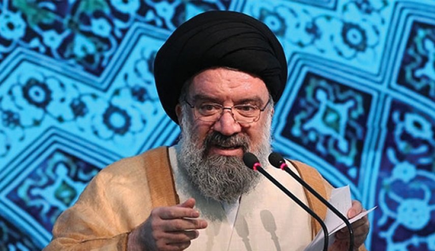 خطيب جمعة طهران: مسيرة الاربعين ليس لها نظير في العالم