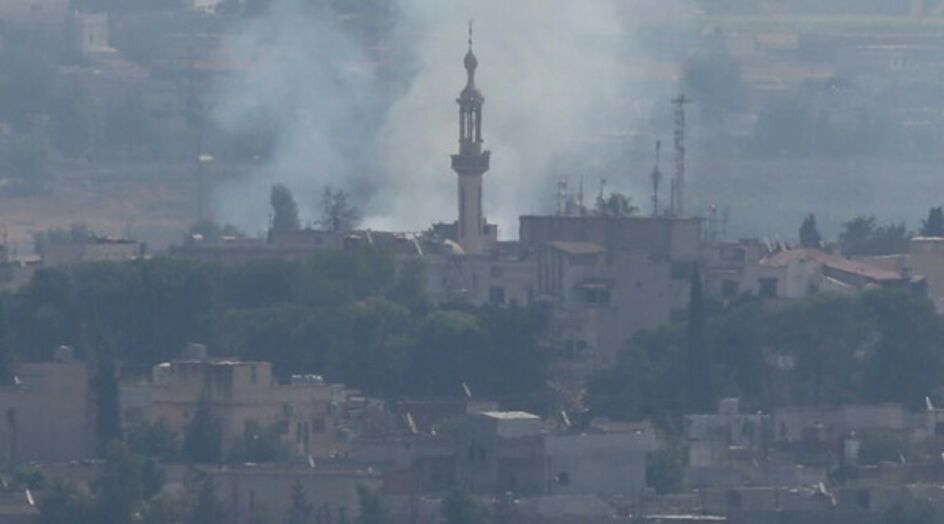 قصف على محيط بلدة رأس العين شمالي سوريا بعد ساعات من إعلان الهدنة