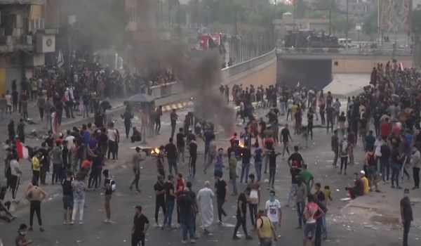 بغداد.. القبض على مسلح يطلق النار على القوات الامنية والمتظاهرين